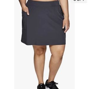 brand new skort, short under breath with pockets 2x gunmetal gray
